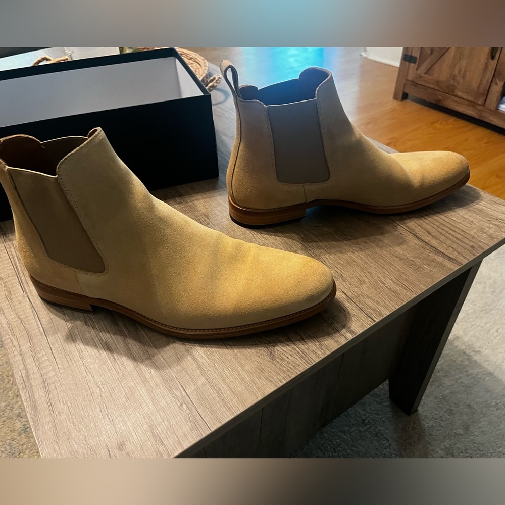 11.5 Taft suede boots